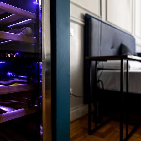 Blue Inn Luxury Suites Rome Exterior photo