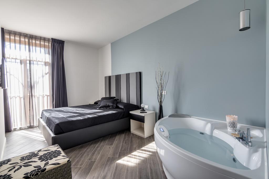 Blue Inn Luxury Suites Rome Room photo
