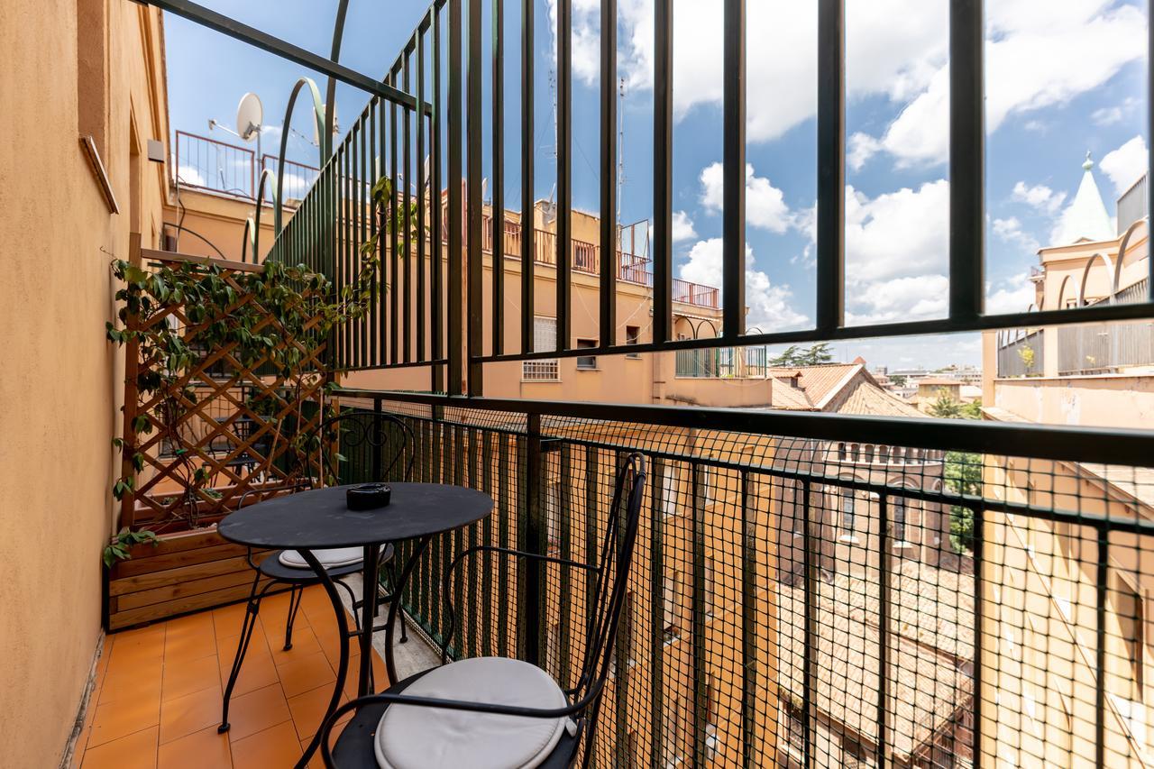 Blue Inn Luxury Suites Rome Exterior photo