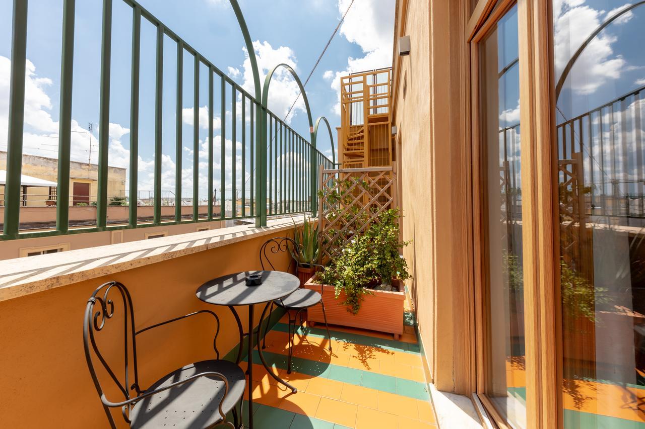 Blue Inn Luxury Suites Rome Exterior photo