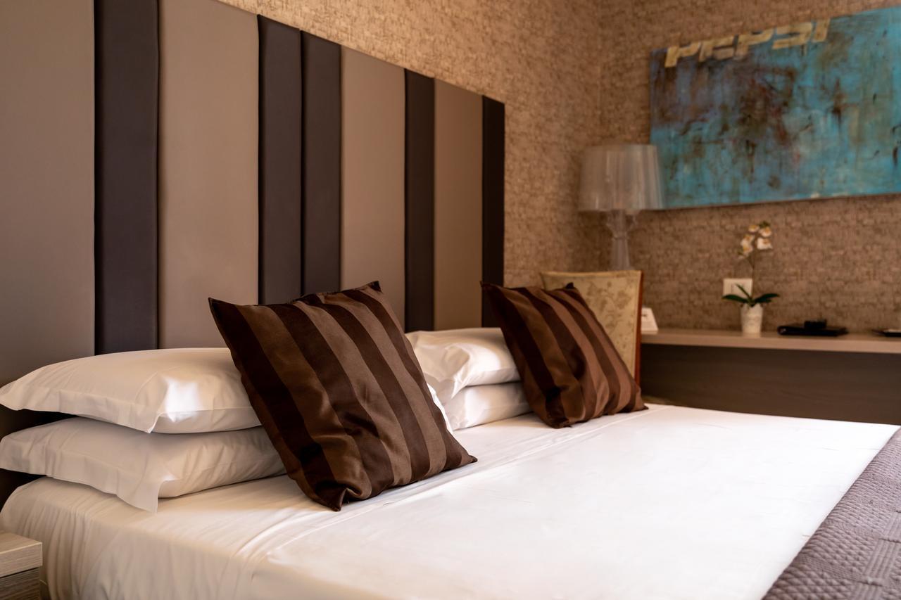 Blue Inn Luxury Suites Rome Exterior photo